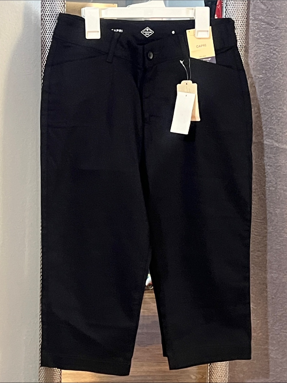 St. John's Bay "Secretly Slender" Tummy Control Capris